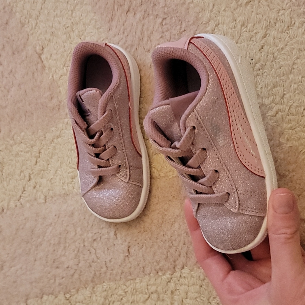 Puma toddler shoes size 5